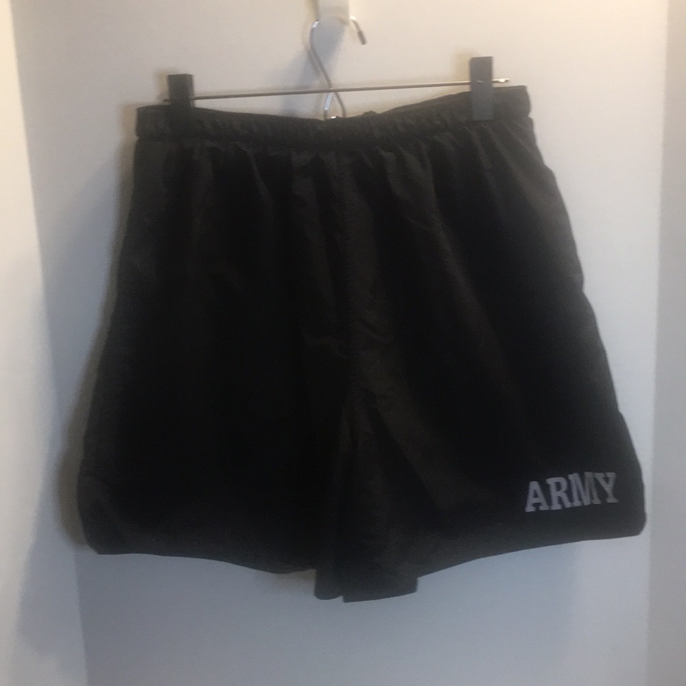 MENS BLACK LINED SWIM TRUNKS SIZE M SPELLOUT ARMY